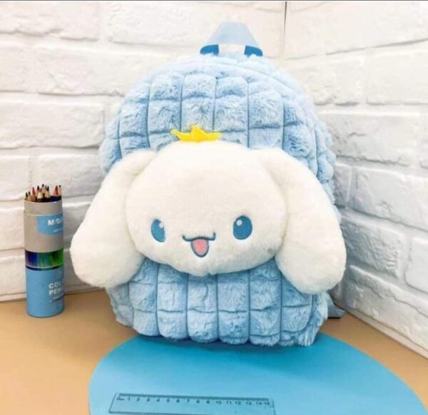 Mochilas Sanrio y Capibara - Imagen 3
